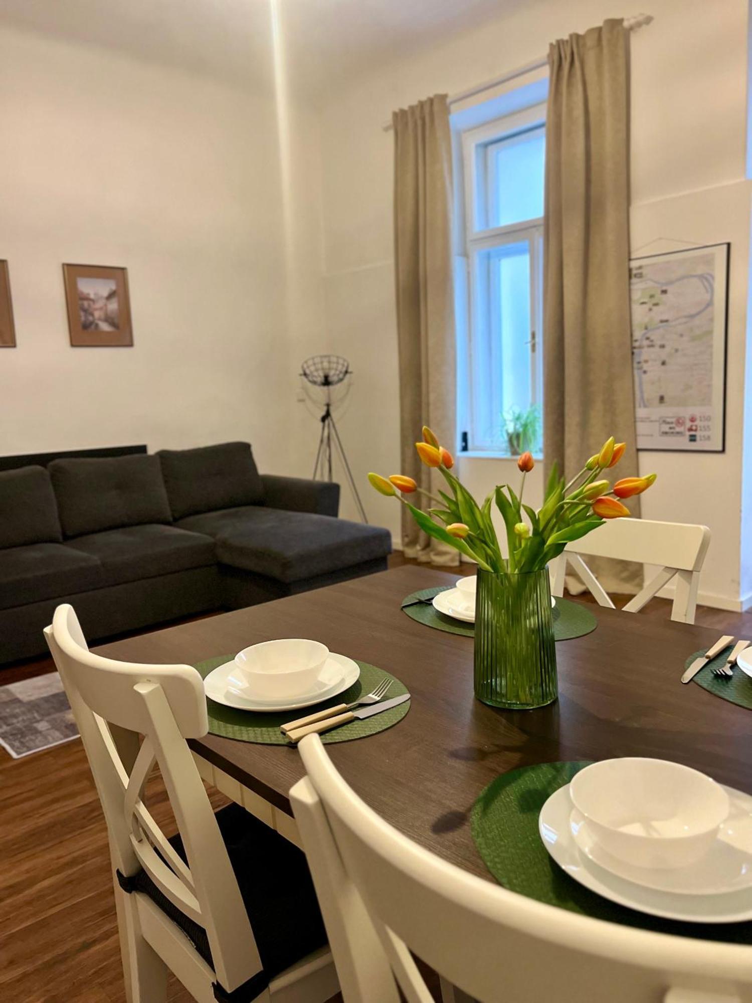 Lovely Prague Havanska - With Free Parking Extérieur photo
